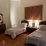 شقه عائلية مؤثثه حي المحمديه جده